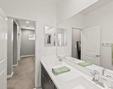 2028 Avenida Andanza - Photo Thumbnail 26