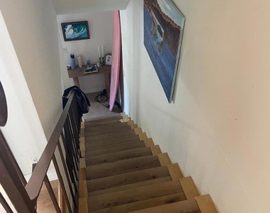 1462 Oliver Ave - Photo Thumbnail 5