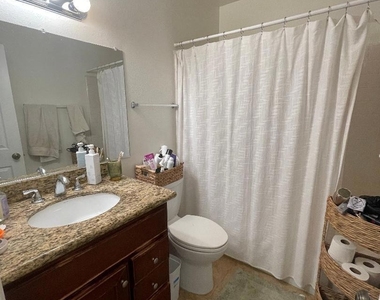 1462 Oliver Ave - Photo Thumbnail 8