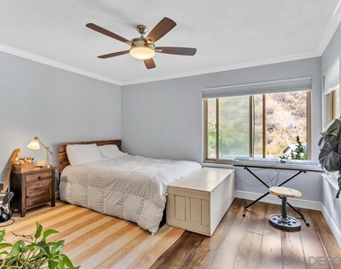 6322 Bernadette Lane - Photo Thumbnail 18