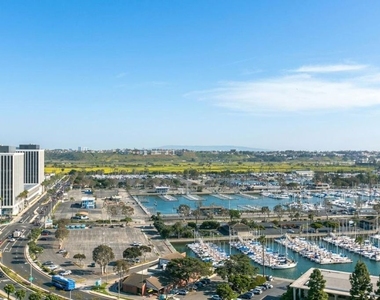 13600 Marina Pointe Drive - Photo Thumbnail 1