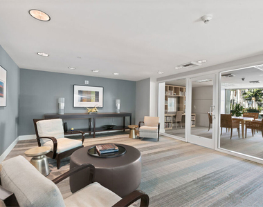 13600 Marina Pointe Drive - Photo Thumbnail 32