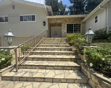 3474 Loadstone Drive - Photo Thumbnail 2