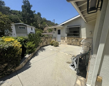 3474 Loadstone Drive - Photo Thumbnail 23
