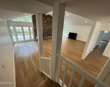3474 Loadstone Drive - Photo Thumbnail 9
