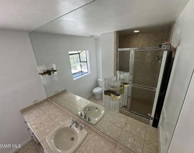 3474 Loadstone Drive - Photo Thumbnail 13