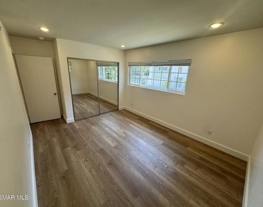 3474 Loadstone Drive - Photo Thumbnail 12