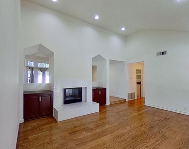 3012 Wauneta Street - Photo Thumbnail 11