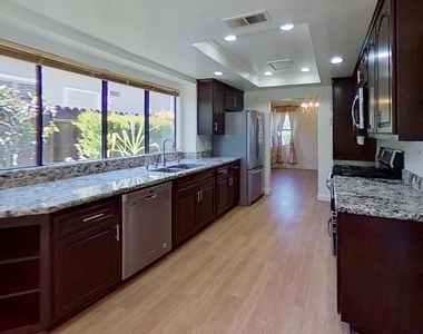 3012 Wauneta Street - Photo Thumbnail 13