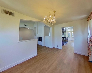 3012 Wauneta Street - Photo Thumbnail 5