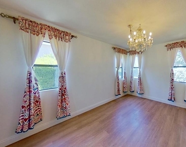 3012 Wauneta Street - Photo Thumbnail 7