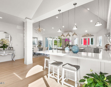 2181 Brookfield Drive - Photo Thumbnail 8