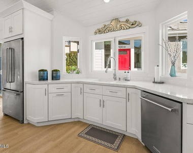 2181 Brookfield Drive - Photo Thumbnail 14