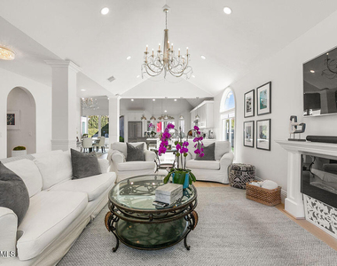 2181 Brookfield Drive - Photo Thumbnail 5