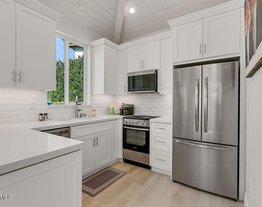 2181 Brookfield Drive - Photo Thumbnail 42