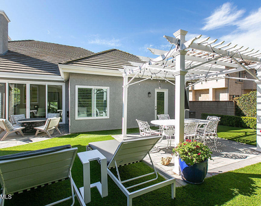 2181 Brookfield Drive - Photo Thumbnail 21