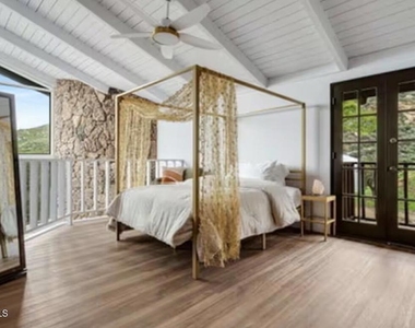2286 Mt Vernon Avenue - Photo Thumbnail 7