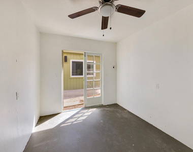 38501 Bel Air Drive - Photo Thumbnail 10