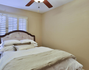 34073 Emily Way - Photo Thumbnail 23
