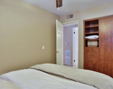 34073 Emily Way - Photo Thumbnail 24