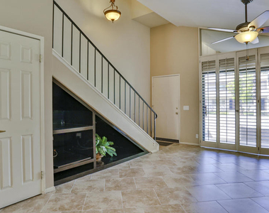 34073 Emily Way - Photo Thumbnail 12