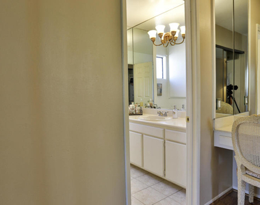 34073 Emily Way - Photo Thumbnail 32