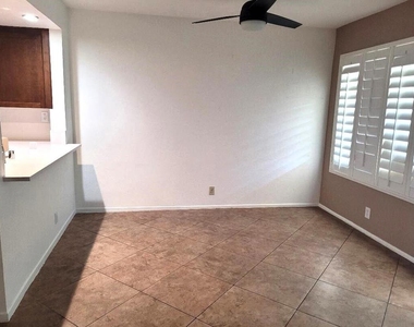 78149 Indigo Drive - Photo Thumbnail 4