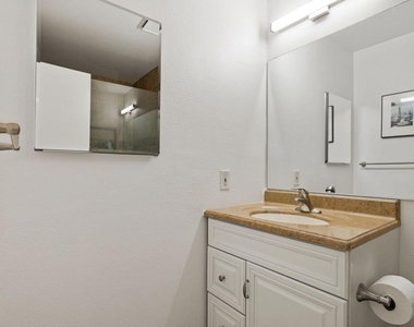78149 Indigo Drive - Photo Thumbnail 9