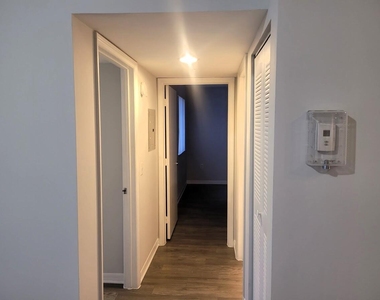 4197 N Haverhill Road - Photo Thumbnail 9