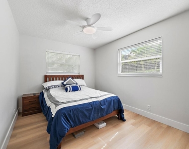 14339 Collecting Canal Road - Photo Thumbnail 36