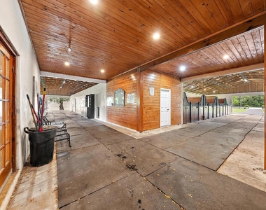 14339 Collecting Canal Road - Photo Thumbnail 27