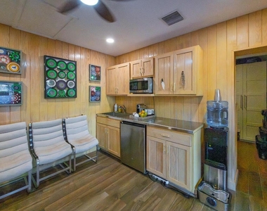 5420 Las Palmas Avenue - Photo Thumbnail 59
