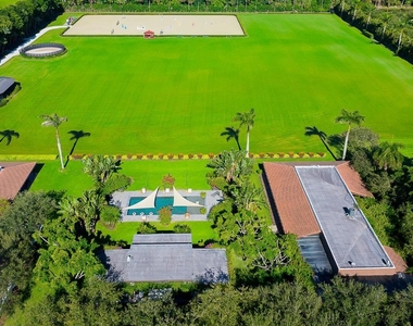 5420 Las Palmas Avenue - Photo Thumbnail 4