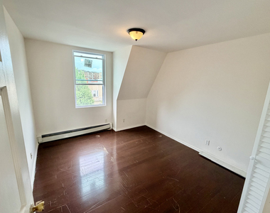 1227 Bryant Avenue - Photo Thumbnail 10