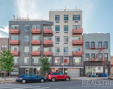 184 Noll Street - Photo Thumbnail 17
