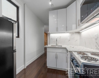 471 Chauncey Street - Photo Thumbnail 1