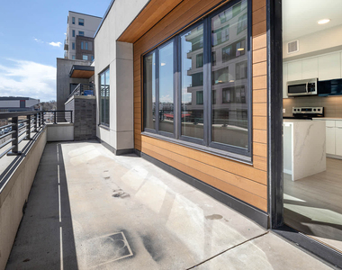4109 E. 10th Ave - Photo Thumbnail 24