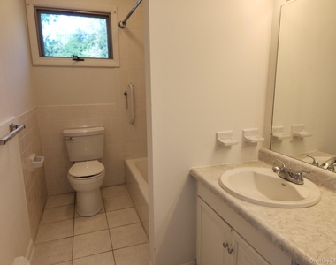 20 Locust Street - Photo Thumbnail 8
