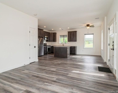 101 Duncan Road - Photo Thumbnail 11