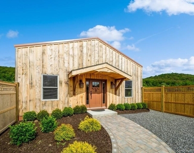 101 Duncan Road - Photo Thumbnail 5