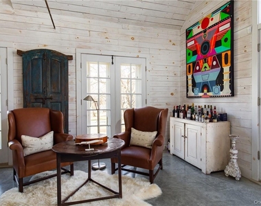 20 Taintor Way - Photo Thumbnail 8