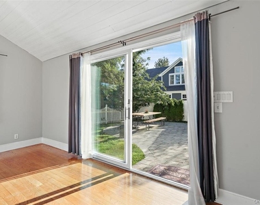 246 Mamaroneck Road - Photo Thumbnail 7