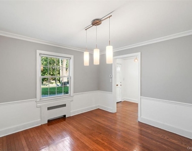 246 Mamaroneck Road - Photo Thumbnail 12
