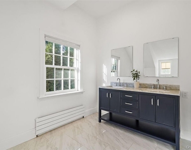 246 Mamaroneck Road - Photo Thumbnail 32