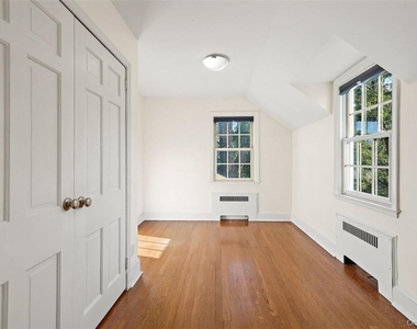 246 Mamaroneck Road - Photo Thumbnail 20