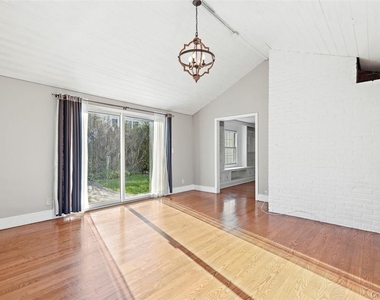 246 Mamaroneck Road - Photo Thumbnail 5