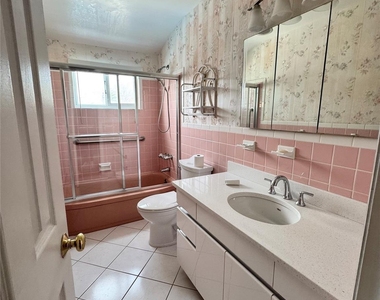 255 Brookside Court - Photo Thumbnail 9