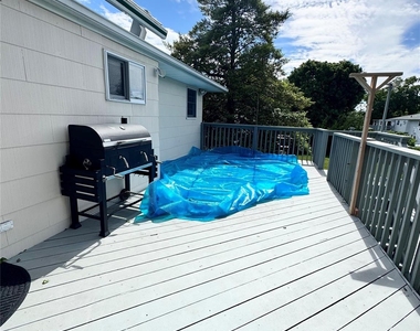255 Brookside Court - Photo Thumbnail 10