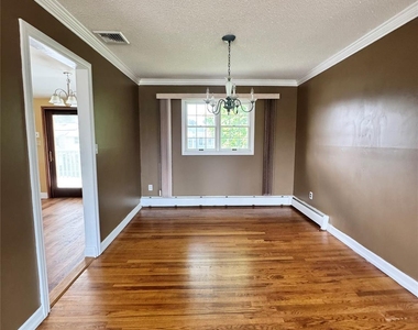 255 Brookside Court - Photo Thumbnail 2