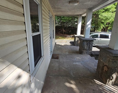 16 Monticello Street - Photo Thumbnail 3